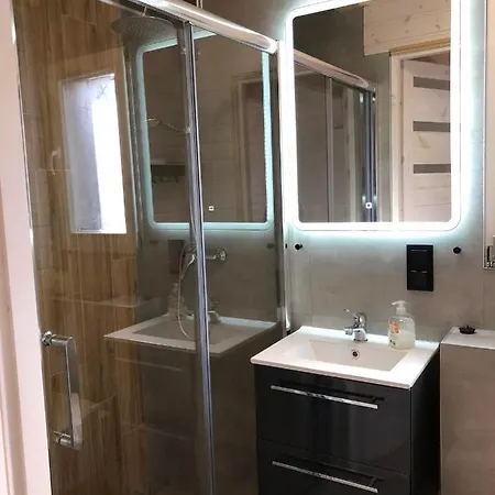 Kapitanskie Z Prywatnym Polem Do Gry W Mini Golf Orman Evi *