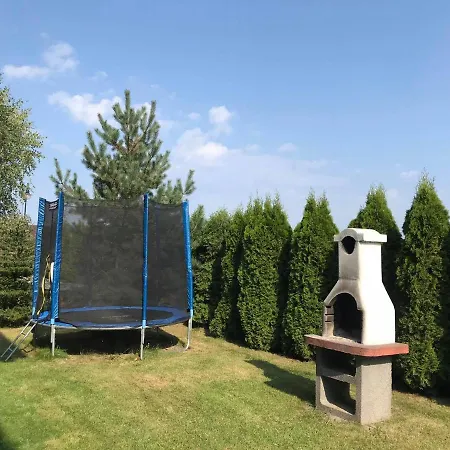Domki Kapitanskie Z Prywatnym Polem Do Gry W Mini Golf Lodge Rewal