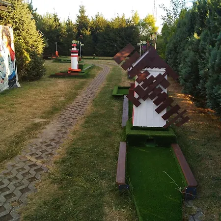 Domki Kapitanskie Z Prywatnym Polem Do Gry W Mini Golf