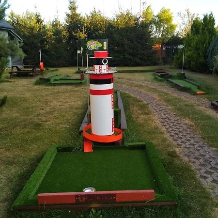 Kapitanskie Z Prywatnym Polem Do Gry W Mini Golf Orman Evi *