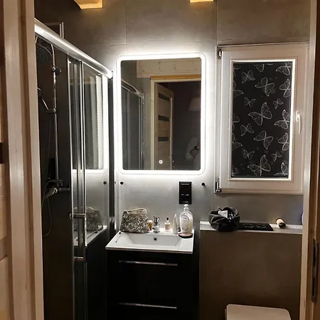 Orman Evi Kapitanskie Z Prywatnym Polem Do Gry W Mini Golf *