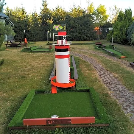 Kapitanskie & Mini Golf אכסניה