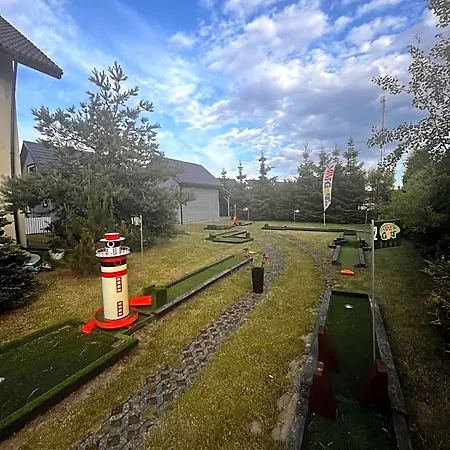 Kapitanskie & Mini Golf אכסניה