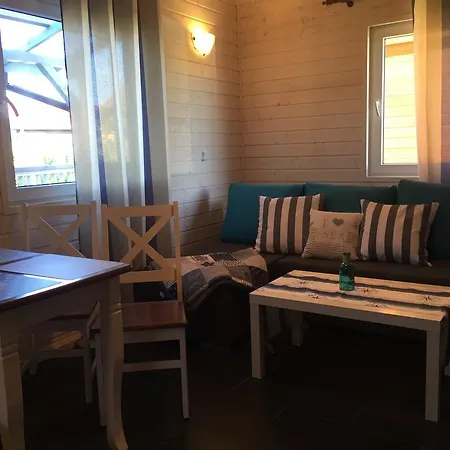 Orman Evi Kapitanskie Z Prywatnym Polem Do Gry W Mini Golf Rewal