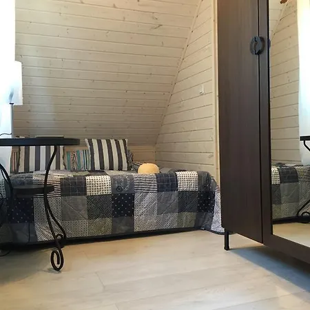 Kapitanskie Z Prywatnym Polem Do Gry W Mini Golf Orman Evi