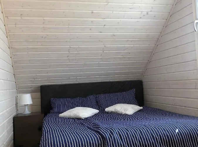 Kapitańskie Z Prywatnym Polem Do Gry W Mini Golf *