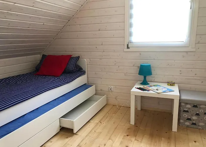 Kapitańskie Z Prywatnym Polem Do Gry W Mini Golf Domek letniskowy