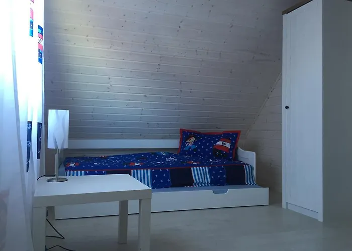 Kapitanskie Z Prywatnym Polem Do Gry W Mini Golf Lodge Rewal