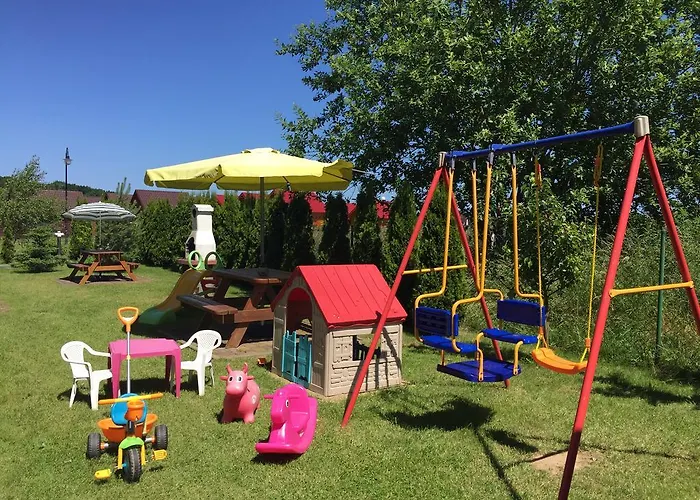 Kapitanskie Z Prywatnym Polem Do Gry W Mini Golf